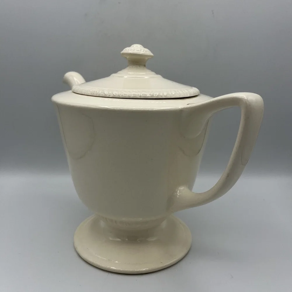 Rare Vintage Homer Laughlin Ivory Coffee Pot‎ Footed Liberty Pedestal Large